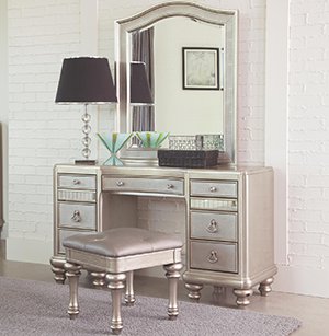 Glam style vanity in silver