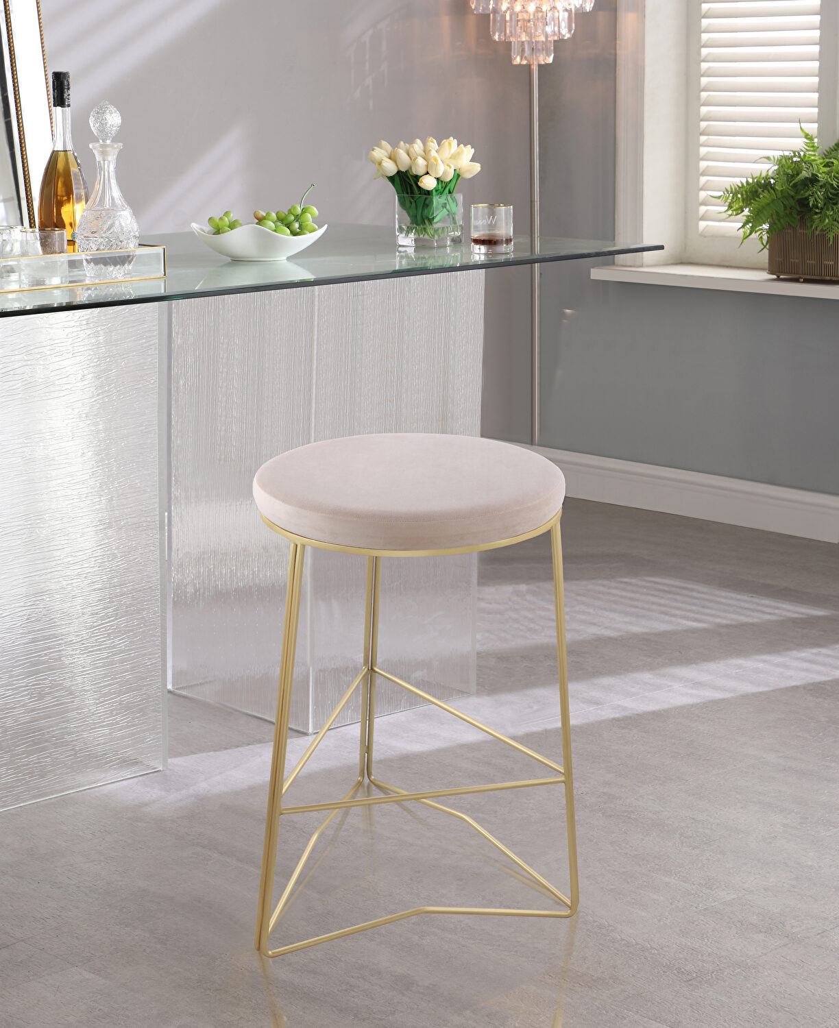 Tres Cream Bar Stool 942 Meridian Furniture Bar Stools Comfyco Furniture