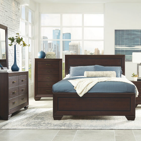 Transitional style dark cocoa queen bed