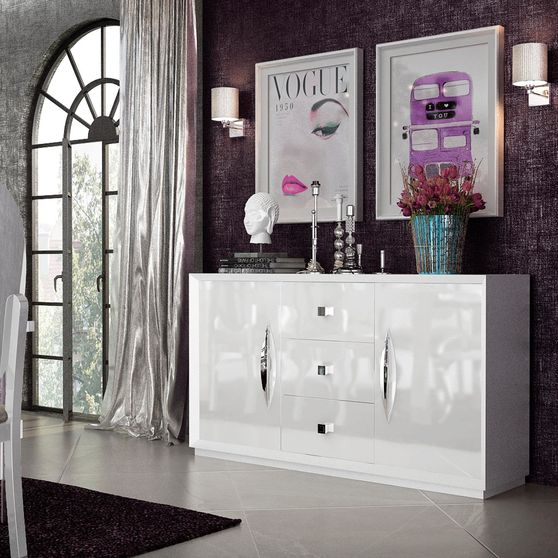 European high-gloss buffet in white