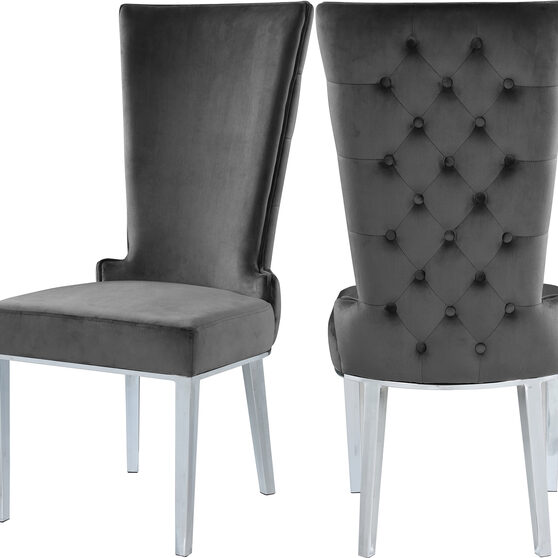 High back dining chair w/ tufted back