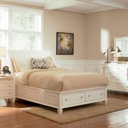 White veneer classic king size bed main photo