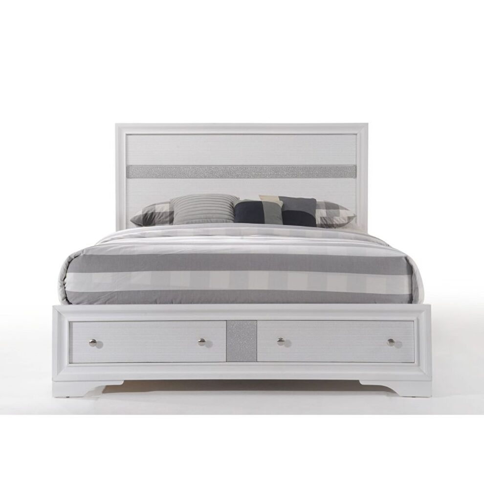 White queen bed by Acme additional picture 4
