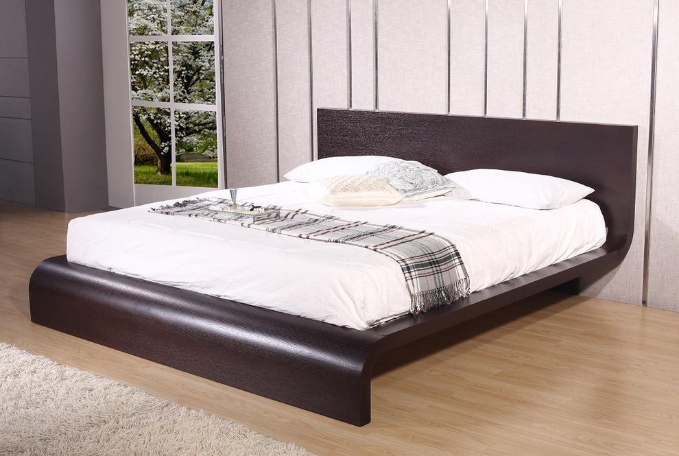 Innovative designer solid wood platform bed by Beverly Hills additional picture 5