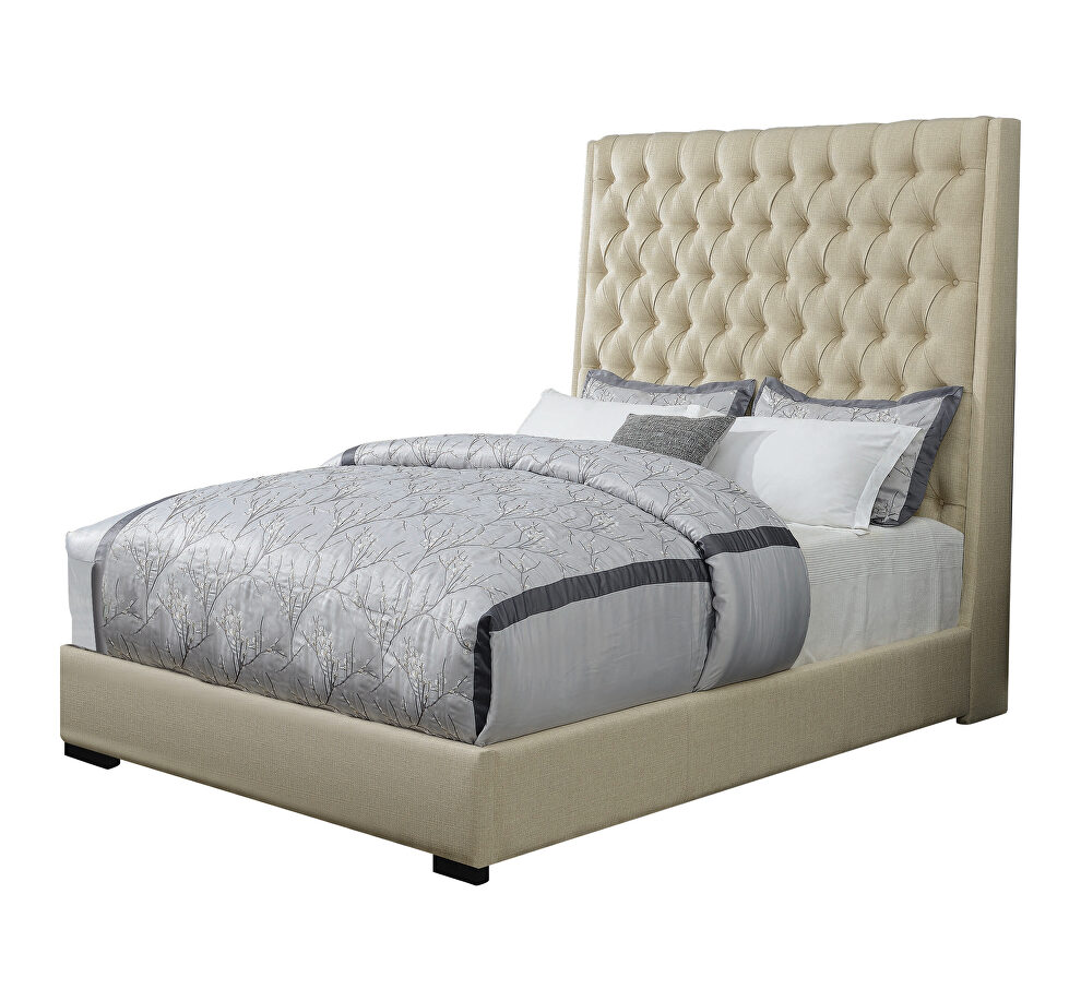 Cream upholstered queen bed by Coaster additional picture 4