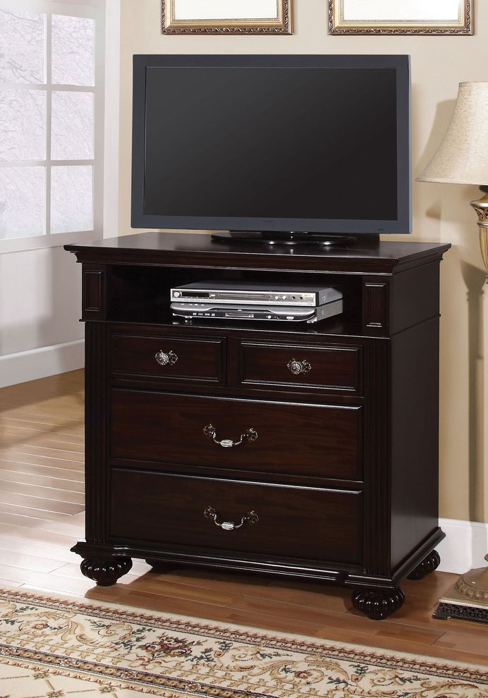 Dark walnut post bed in traditional style by Furniture of America additional picture 4