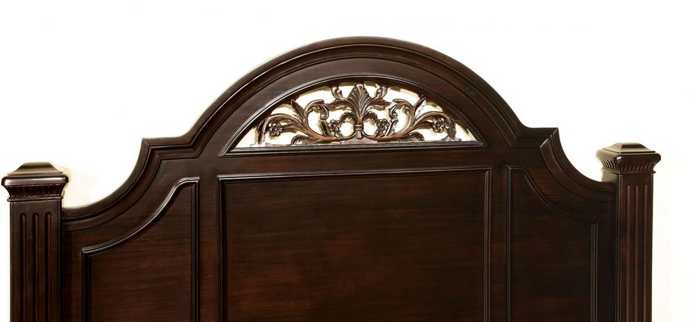 Dark walnut post king bed in traditional style by Furniture of America additional picture 2