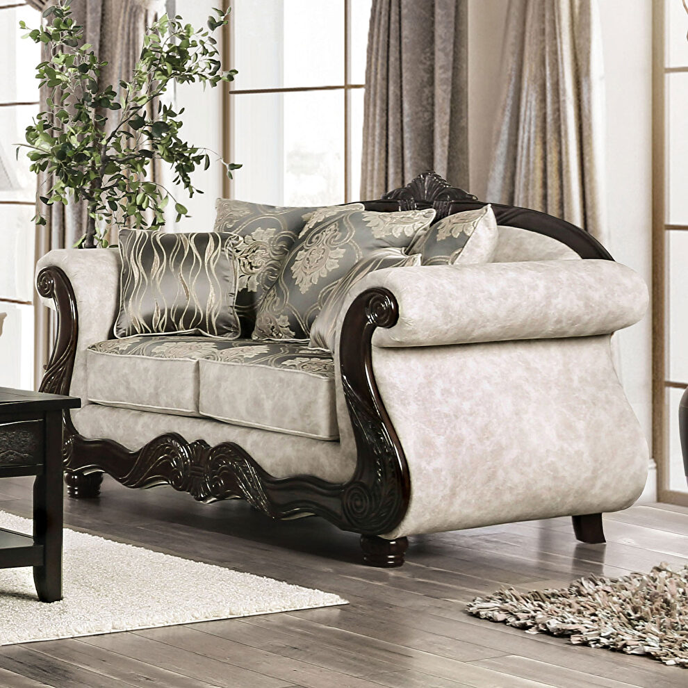 Traditional style beige/ silver chenille fabric sofa by Furniture of America additional picture 2
