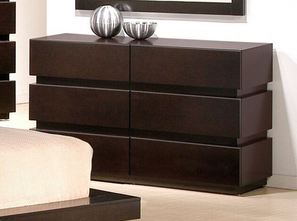 Brown quality wood low-profile platform bed by J&M additional picture 3