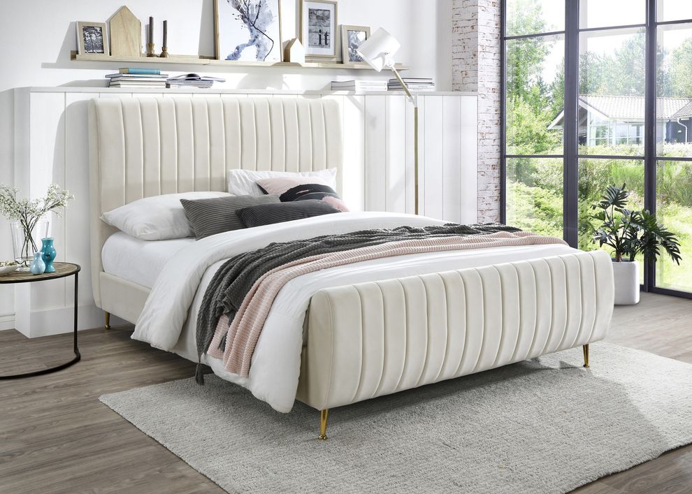 ComfoRest Bedding /& Upholstery Innovation Leader Comfort24 Steel Plush Velvet Sara Plus Divan Base With 54 Sara Headboard And 2 Drawers 4FT6 - Double