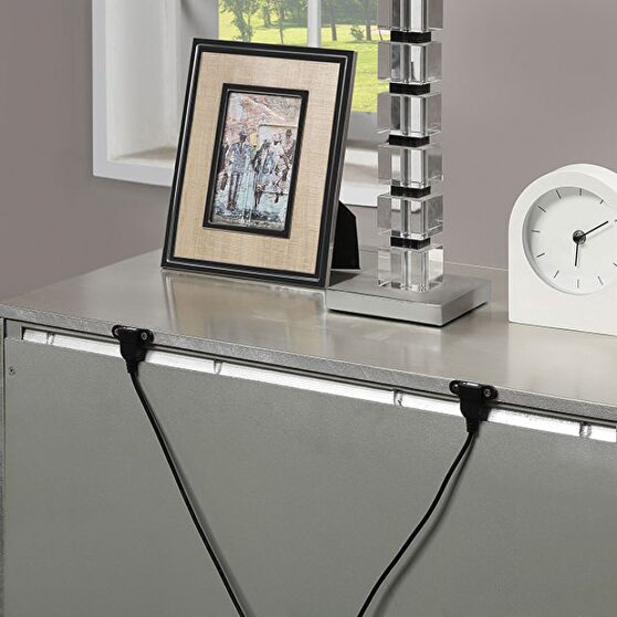 Furniture of America Tawana Night Stand FOA7918N Comfyco