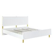 White high gloss finish wave pattern design king bed by Acme additional picture 4