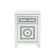 Mirrored & faux diamonds glam style accent table by Acme additional picture 5