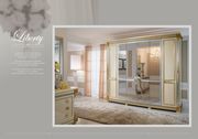 Roman style classic bedroom in quality laquer finish by Arredoclassic Italy additional picture 6
