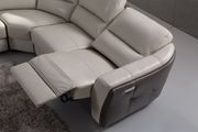 5pcs full leather sectional w/ electric recliners by Beverly Hills additional picture 3