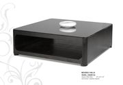 Square low-profile modern coffee table by Beverly Hills additional picture 2