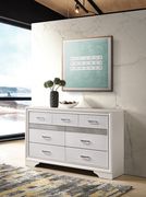 Modern seven-drawer dresser with hidden jewelry tray by Coaster additional picture 13