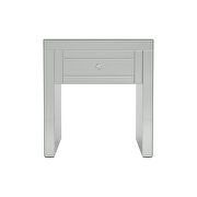 End table in mirrored finish by Coaster additional picture 6