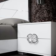 Italy-made white glossy modern bedroom by Status Italy additional picture 5