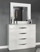 White high-gloss lacquer Spain-made king bedroom by Franco Spain additional picture 5