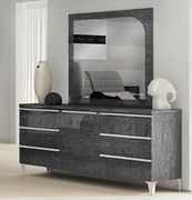 Gray lacquer modern platform bed made in Italy additional photo 2 of 4