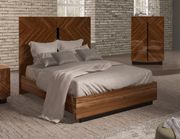Elegant lacquer modern bedroom set by ESF additional picture 2