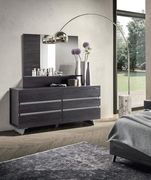 Brushed oak modern platform bed made in Italy additional photo 4 of 5