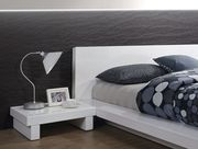 White minimalist low-profile modern platform bed by Furniture of America additional picture 5