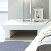 White high gloss lacquer coating low profile bed by Furniture of America additional picture 6