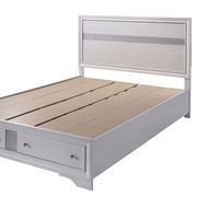 Contemporary white / silver accents bed by Furniture of America additional picture 4
