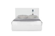 High-gloss white modern lines contemporary bed by Global additional picture 3