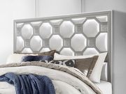 Glitter accents / geometric shape silver/white king size bed additional photo 5 of 7