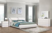 Casual style king bed w/ unique pillow headboard by Global additional picture 4