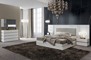 Contemporary white European style king bed by Garcia Sabate Spain additional picture 10