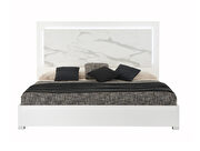 White high-gloss lacquer contemporary bed by J&M additional picture 6