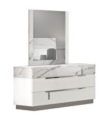 Premium contemporary king bedroom in sleek style by J&M additional picture 5