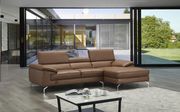 Modern leather sectional sofa w/ adjustable headrests additional photo 5 of 6