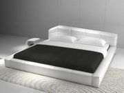 White leather low-laying contemporary king bed by J&M additional picture 2