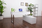 Modern desk in white lacquer additional photo 2 of 1