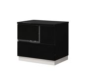 Black lacquer high-gloss finish nightstand by J&M additional picture 3