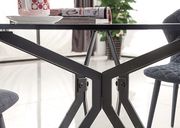 Sophisticated round glass top dining table by J&M additional picture 2