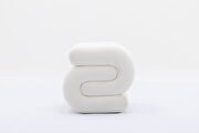 S-shape velvet fabric ottoman in white by La Spezia additional picture 4