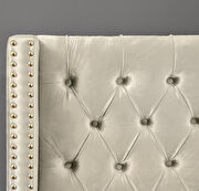 Modern gold legs / nailheads cream velvet bed by Meridian additional picture 4