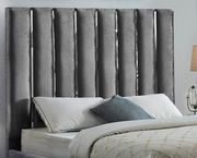 Gray velvet bed w/ vertical slice style headboard by Meridian additional picture 4