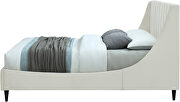Contemporary wing back / tufted casual style bed by Meridian additional picture 5