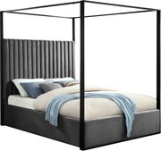 Contemporary velvet canopy queen bed in gray by Meridian additional picture 4