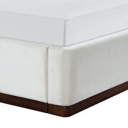 Cream fabric upholstered twin bed w/ walnut wood base by Meridian additional picture 6