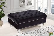 Contemporary style tufted black velvet fabric sofa by Meridian additional picture 5