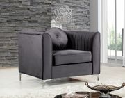Velvet fabric contemporary sofa by Meridian additional picture 5