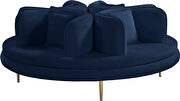 Round accent settee / couch with unique club-like design by Meridian additional picture 2